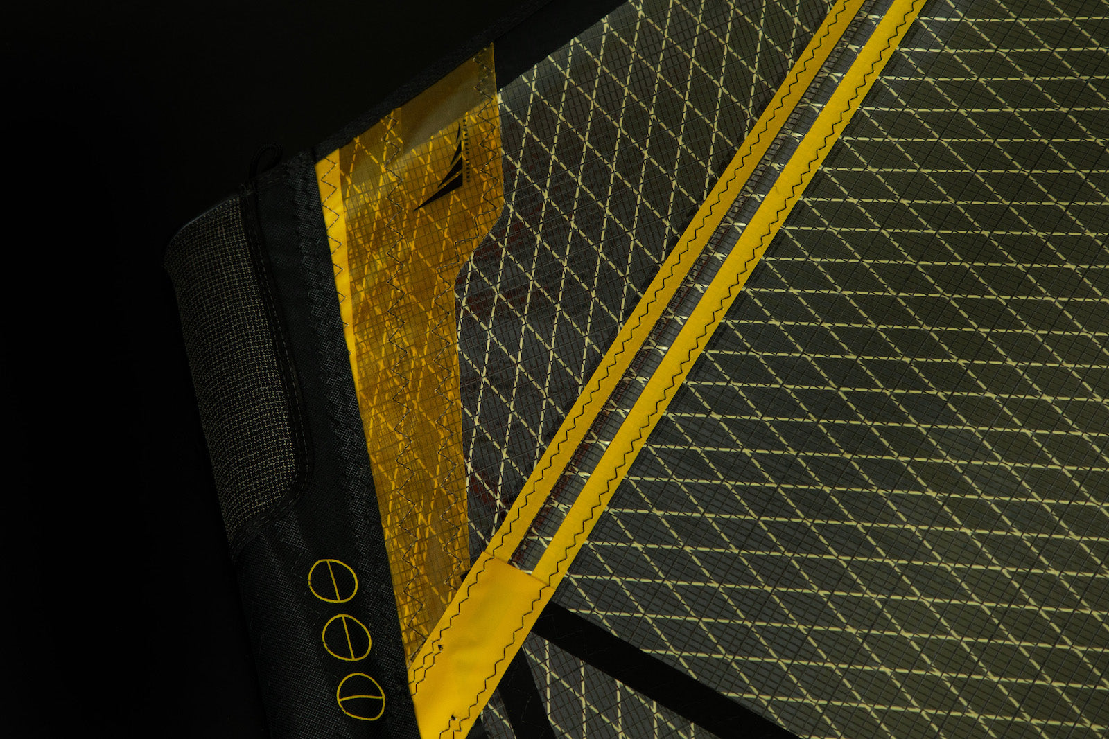 Vogue Gold 3 detail 5